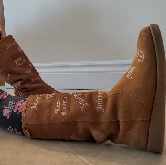 JUICY COUTURE BROWN SUEDE BOOTS - Picture 8 of 11